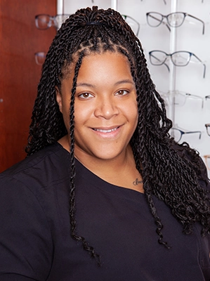 Cornisha Lee, technician